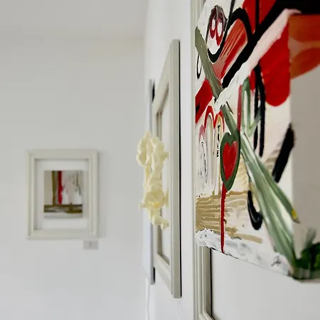 Gallery *